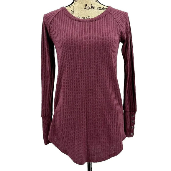 Chaser Tunic Top Women XS Maroon Thermal Waffle Knit Button Accent‎ Long Sleeve - Picture 1 of 6